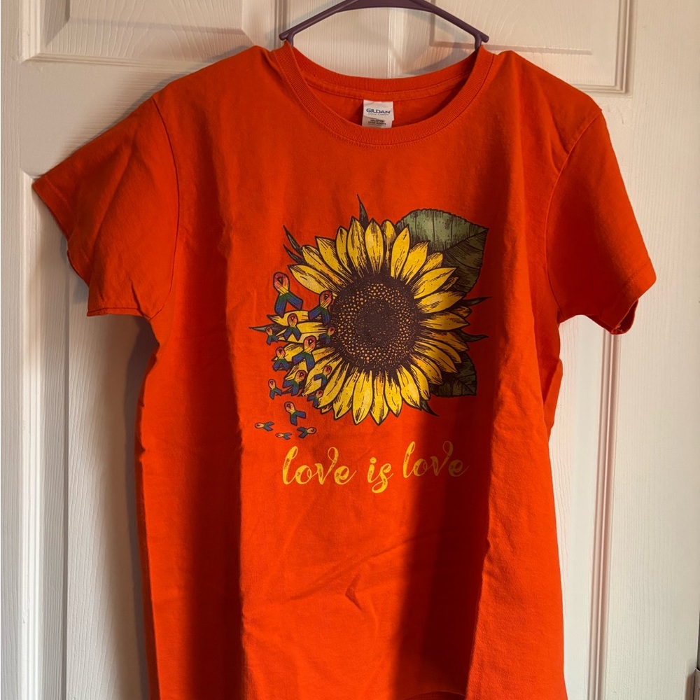 Gildan Vibrant Orange Short Sleeve Tee with Sunflower Graphic